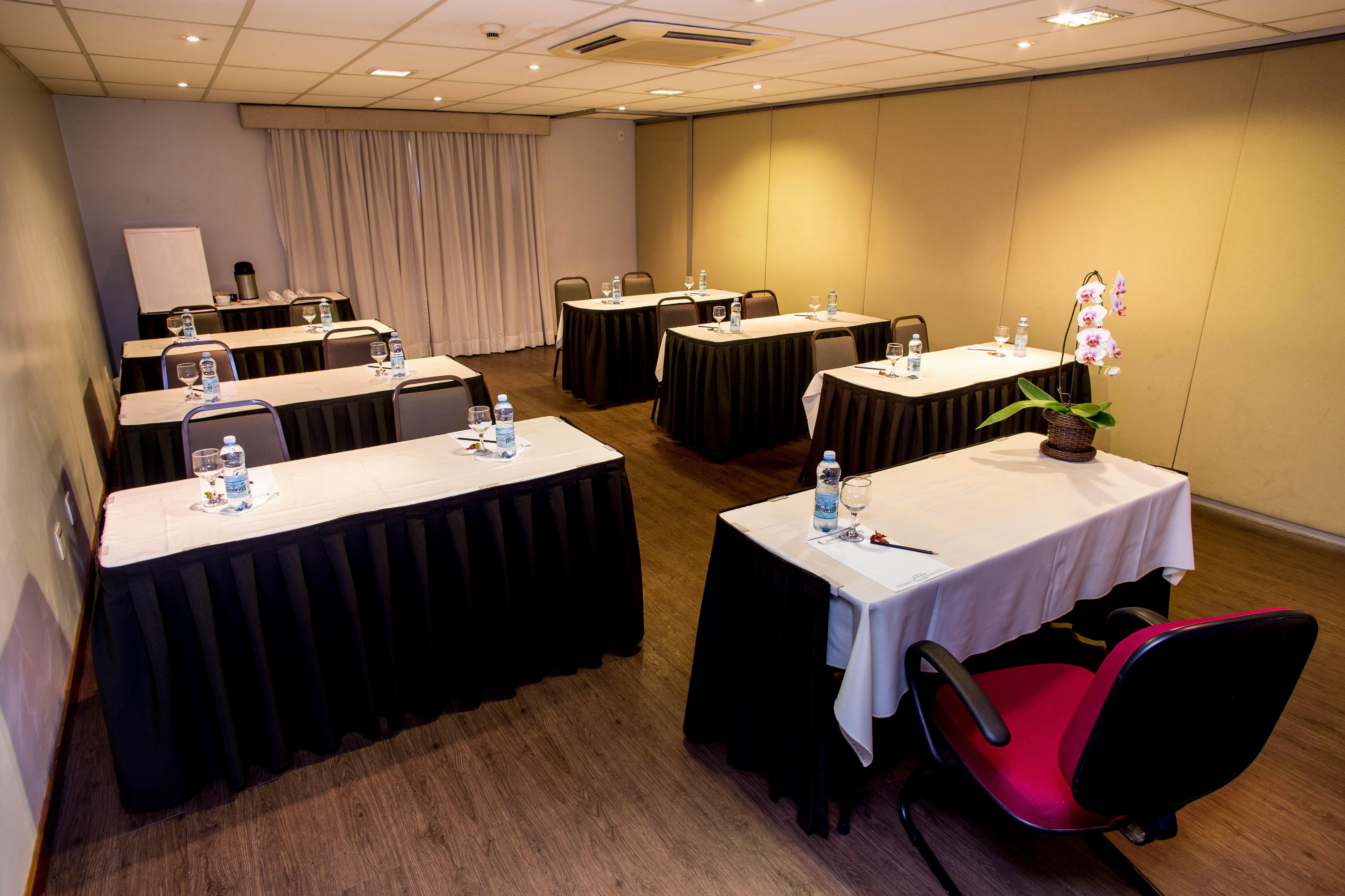 Hotel Golden Park Campinas Viracopos By Nacional Inn Esterno foto